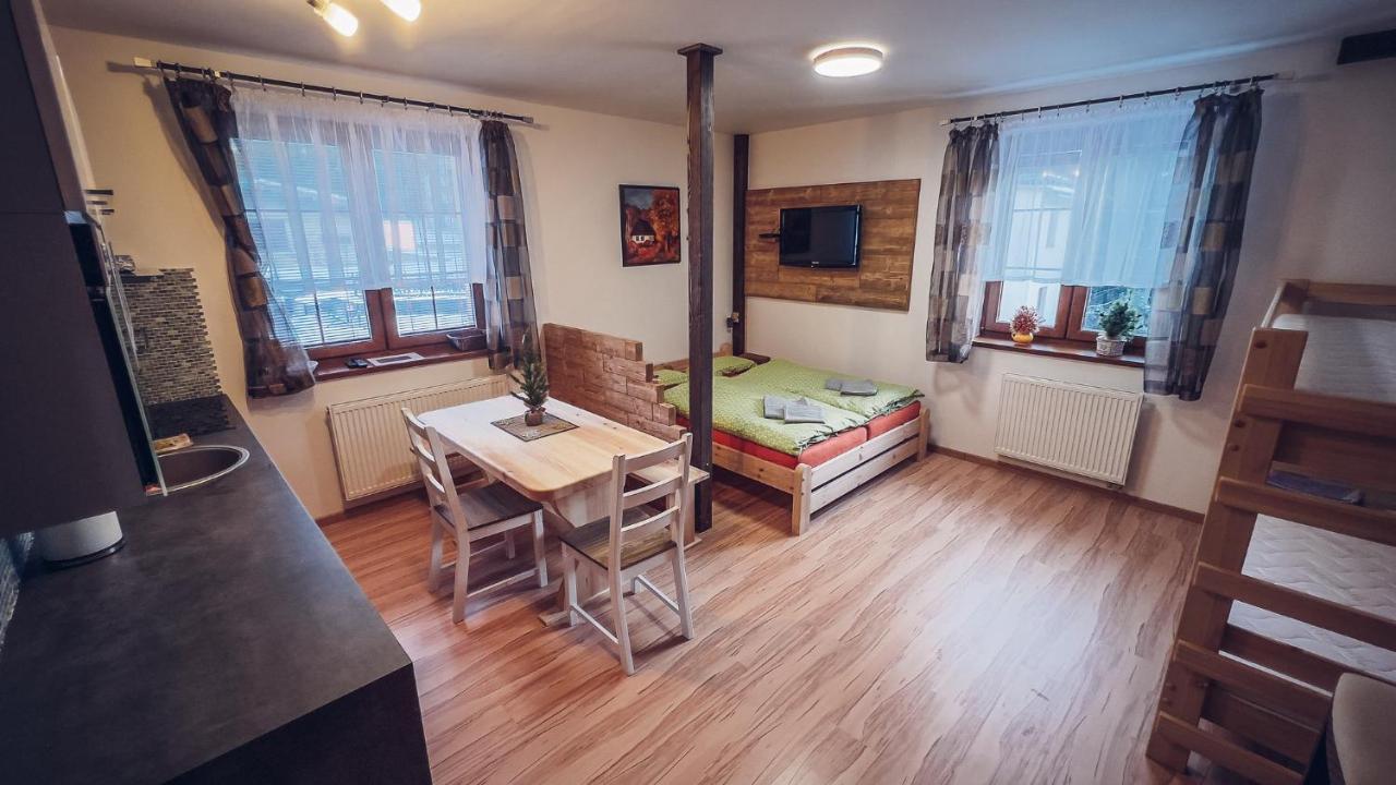 Apartmany Domino Železná Ruda エクステリア 写真