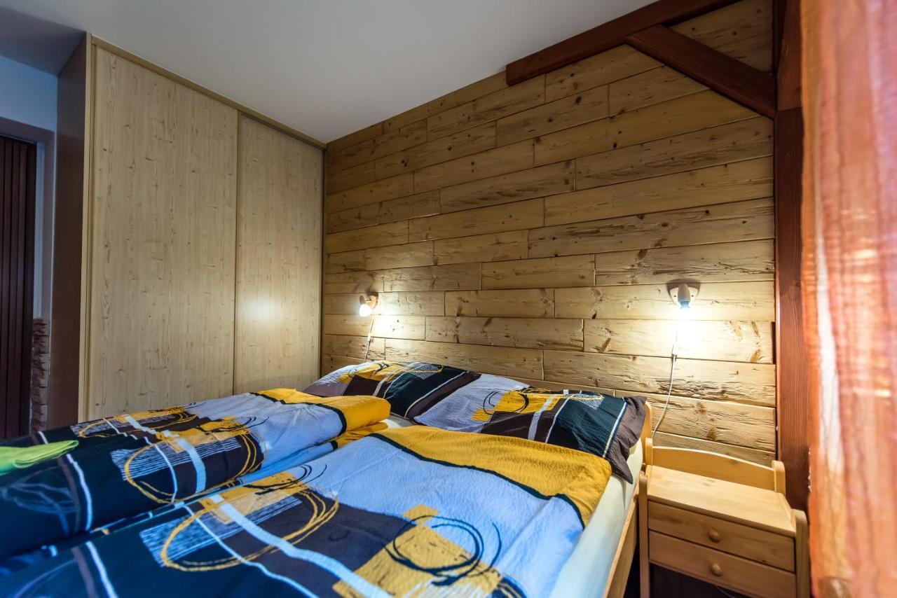Apartmany Domino Železná Ruda エクステリア 写真