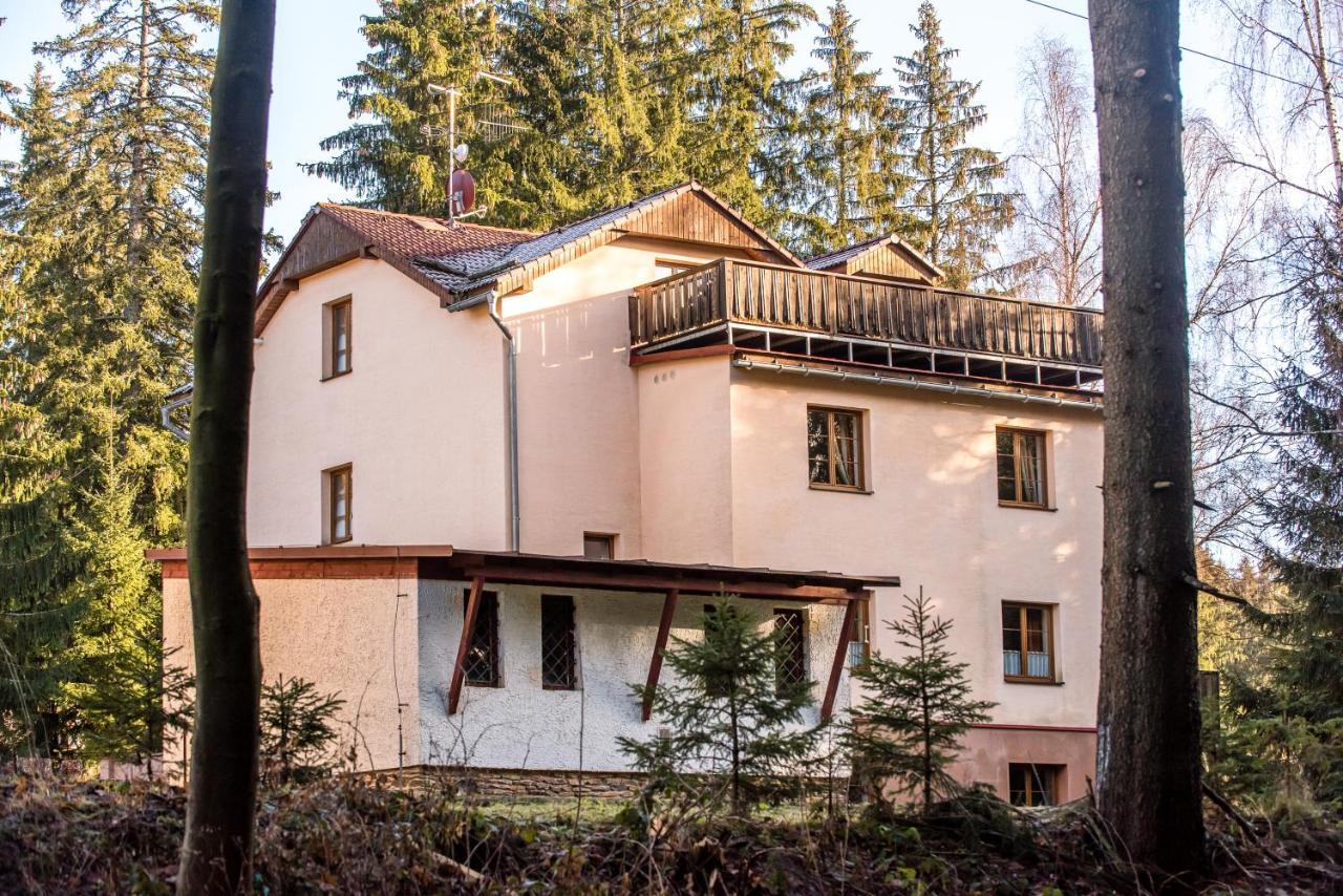 Apartmany Domino Železná Ruda エクステリア 写真