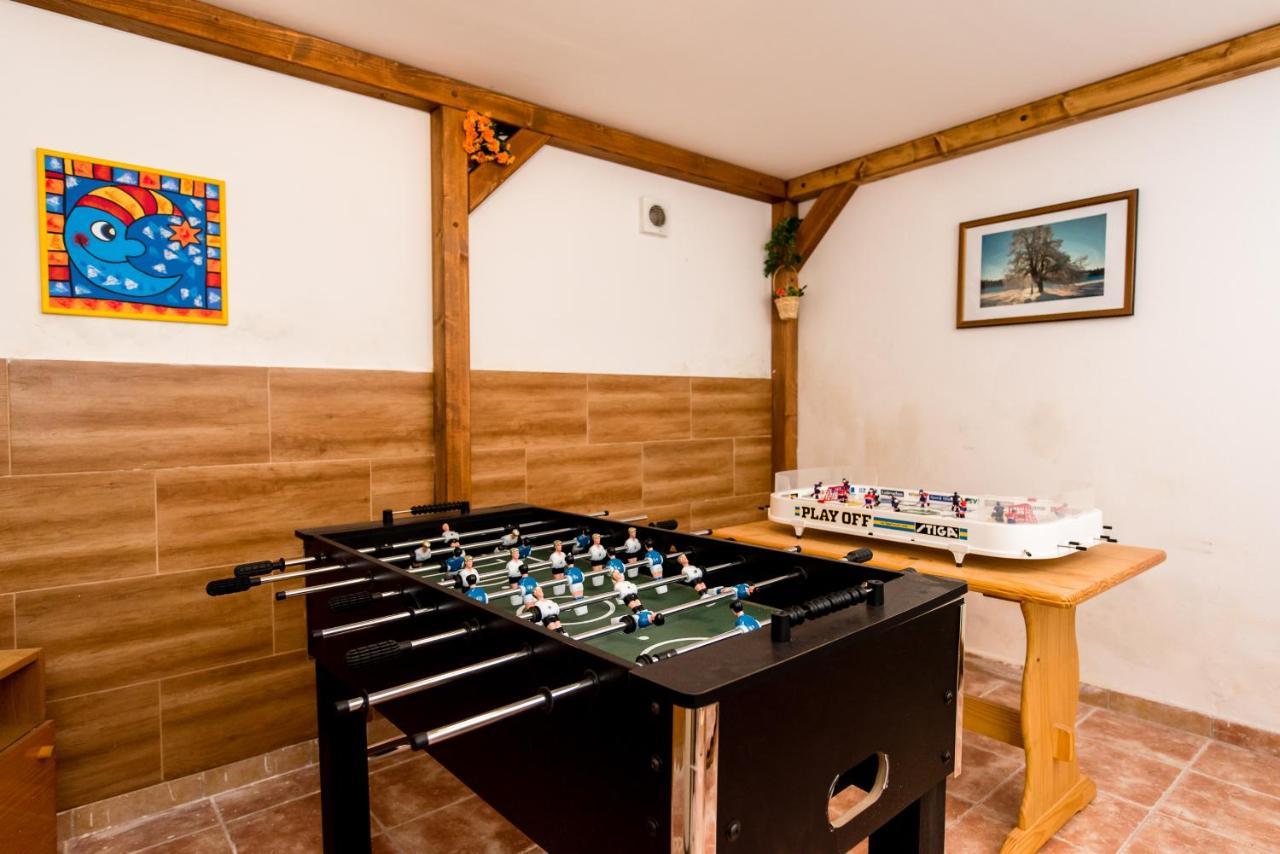 Apartmany Domino Železná Ruda エクステリア 写真
